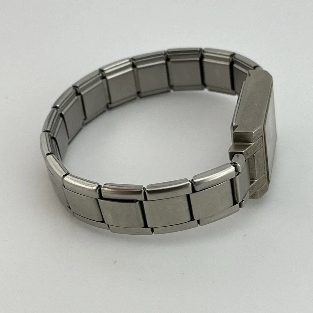 Carriage Timex Watch Women 18mm Case Silver‎ Stretch Band- New Battery